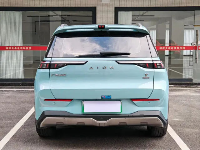 GAC Aion Y — Фото автомобиля 6