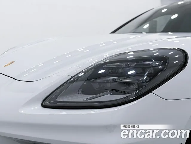 Porsche Panamera 976 — Фото автомобиля 11