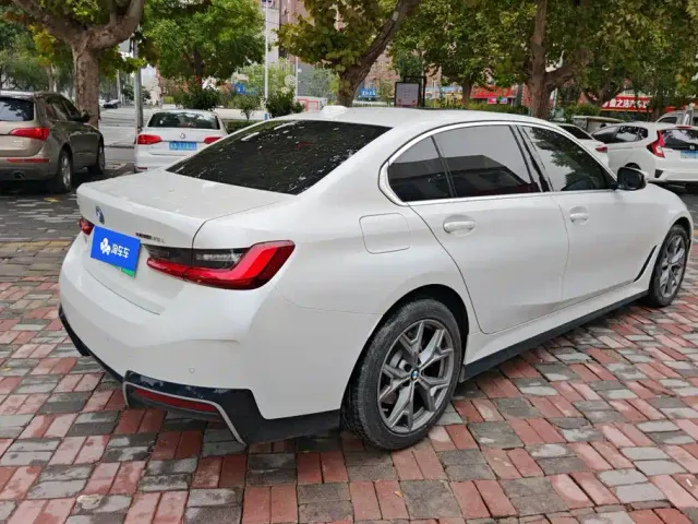 BMW i3 — Фото автомобиля 3