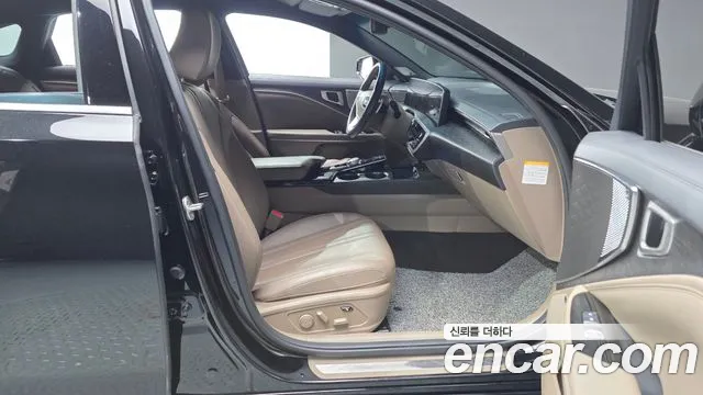 Kia K8 Hybrid — Фото автомобиля 16