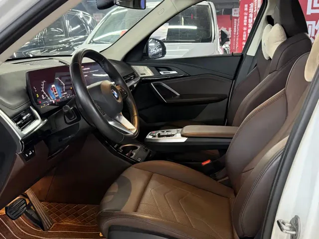 BMW X1 — Фото автомобиля 4