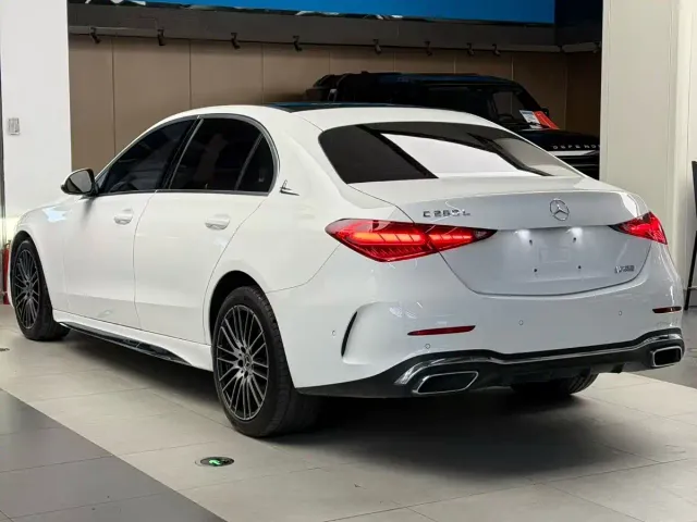 Mercedes-Benz C-Class — Фото автомобиля 9
