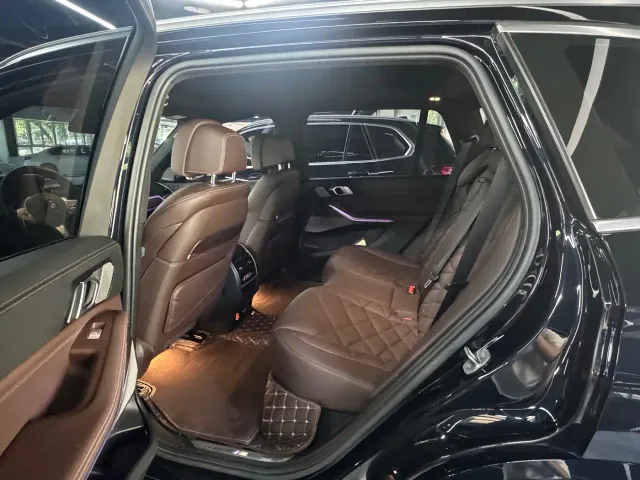 BMW X5 — Фото автомобиля 6