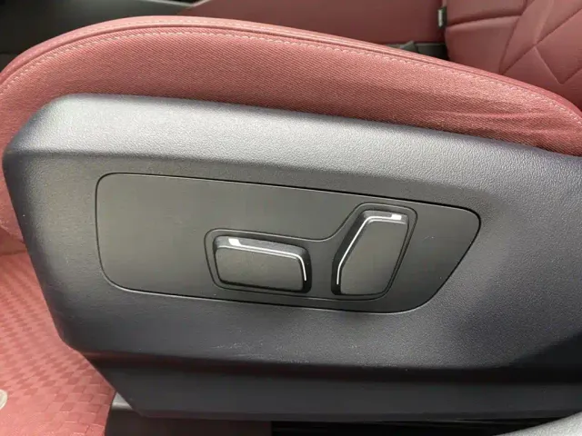 BMW 5 Series — Фото автомобиля 26