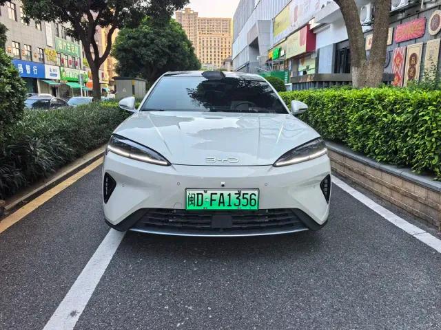 BYD Seal 07 DM-i — Фото автомобиля 3