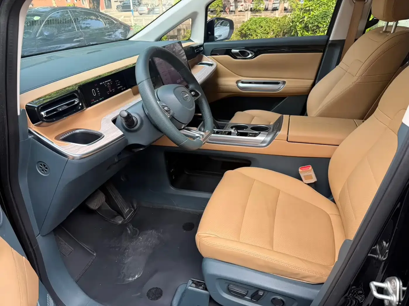 GAC Trumpchi Trumpchi E8 2024 Glory Series 2.0L Glory Edition — Фото автомобиля 6