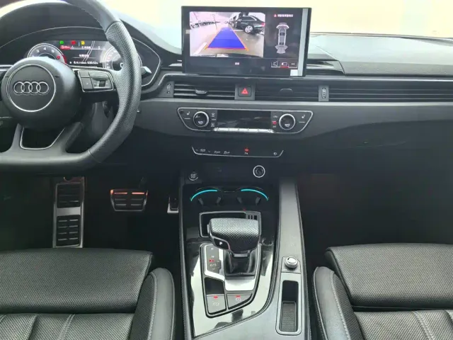 Audi A4L — Фото автомобиля 10