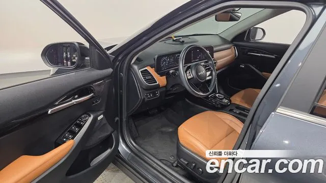 Kia Seltos Бензин 1.6 турбо 2WD — Фото автомобиля 3