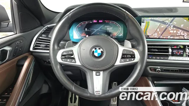 BMW X6 xDrive40i M Sport — Фото автомобиля 12
