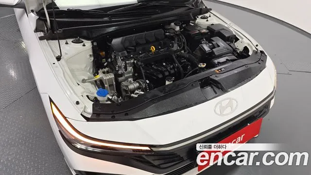 Hyundai Avante CN7 — Фото автомобиля 6