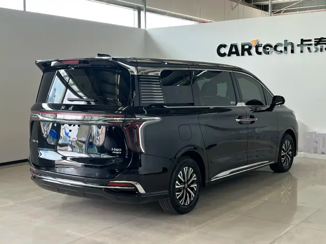 Hongqi HQ9 PHEV — Фото автомобиля 7