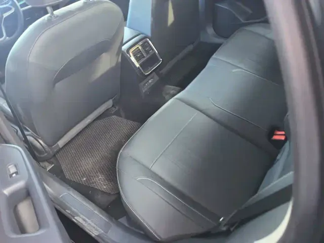 Volkswagen Passat — Фото автомобиля 11