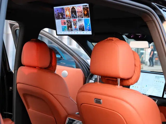 Li Auto L9 — Фото автомобиля 10