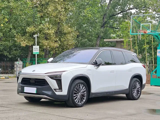 Nio ES8 — Фото автомобиля 10