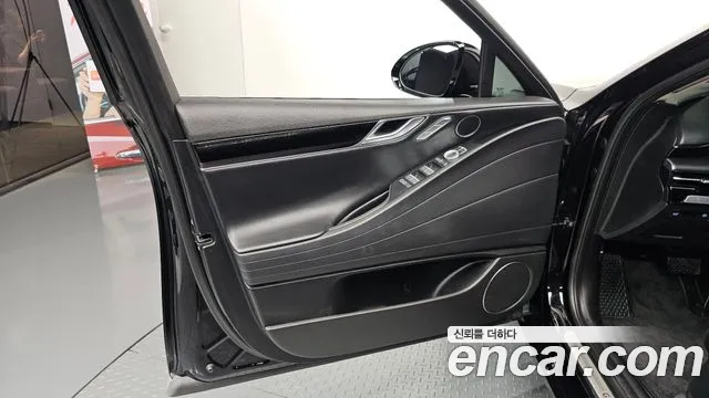 Genesis G80 Бензин 2.5 турбо AWD — Фото автомобиля 18