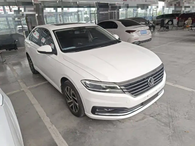 Volkswagen Lavida — Фото автомобиля 3