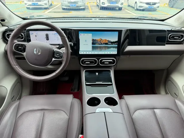 Leapmotor C11 — Фото автомобиля 17