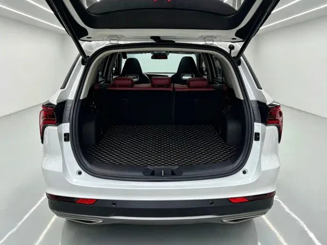Changan CS75 Plus — Фото автомобиля 17