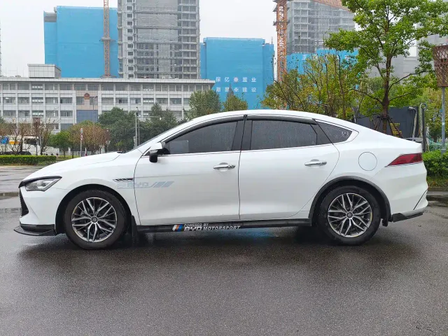 BYD Qin PLUS — Фото автомобиля 4