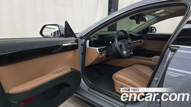 Hyundai Grandeur GN7 — Фото автомобиля 15