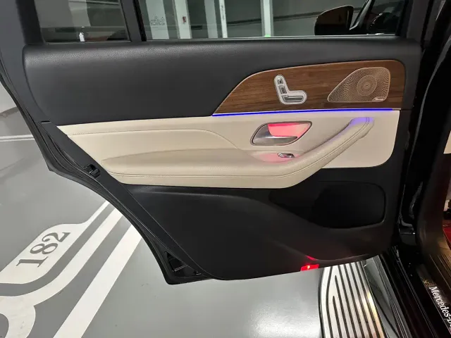 Mercedes-Benz GLS-Class — Фото автомобиля 17