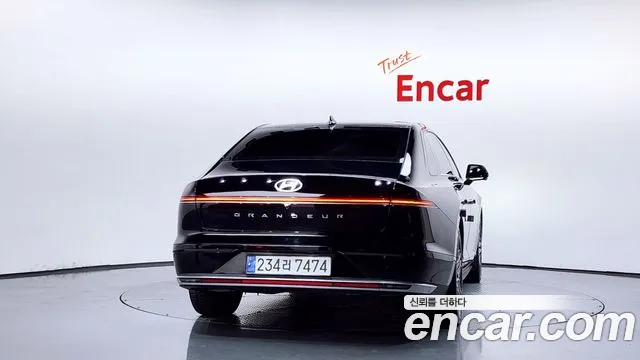 Hyundai Grandeur GN7 — Фото автомобиля 4