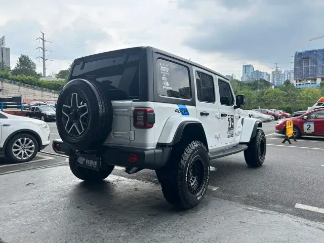 Jeep Wrangler 4xe — Фото автомобиля 14