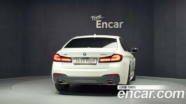 BMW 5 Series G30 — Фото автомобиля 4