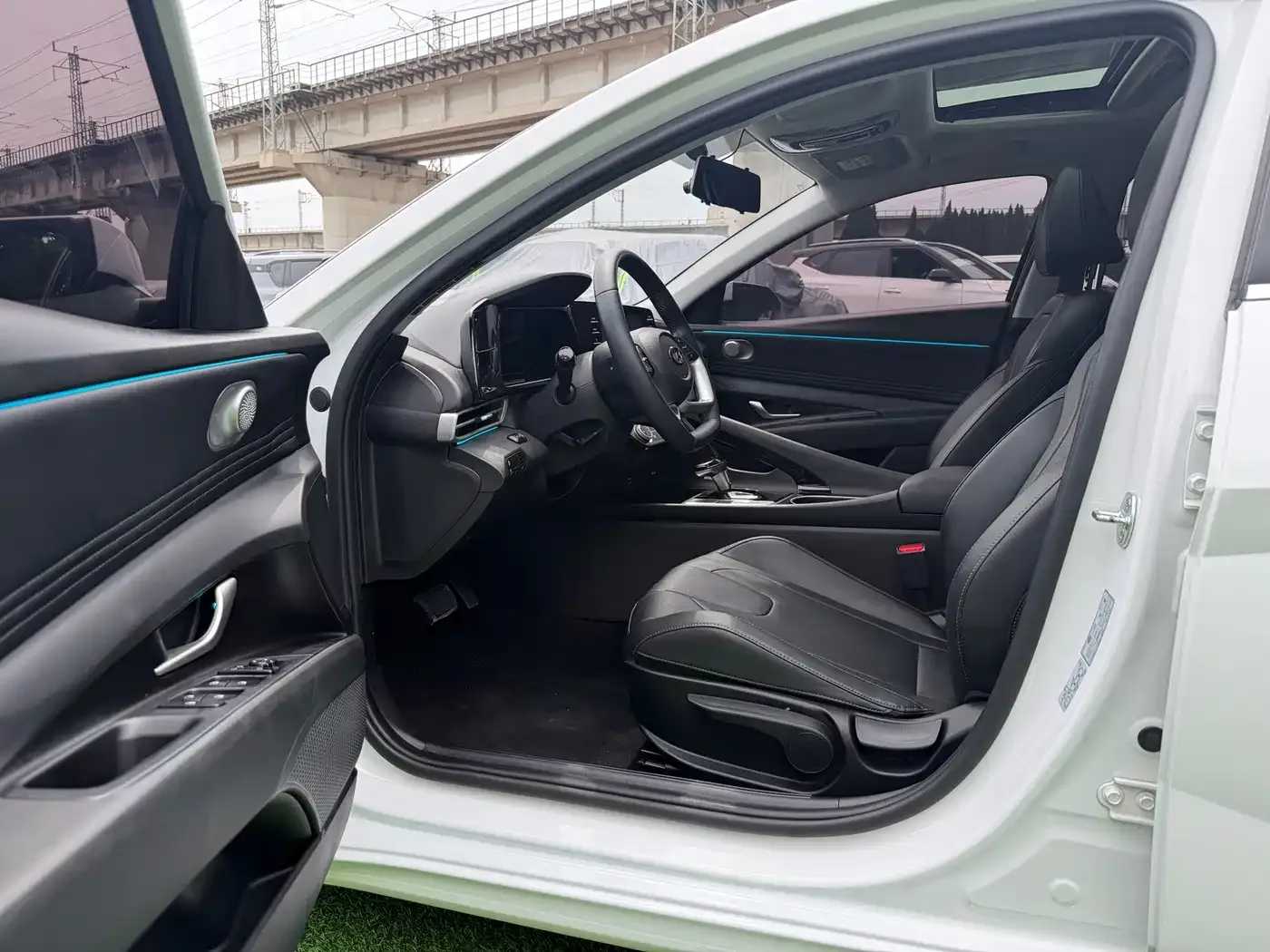 Hyundai Elantra 2022 1.5L CVT GLX Elite Edition — Фото автомобиля 7