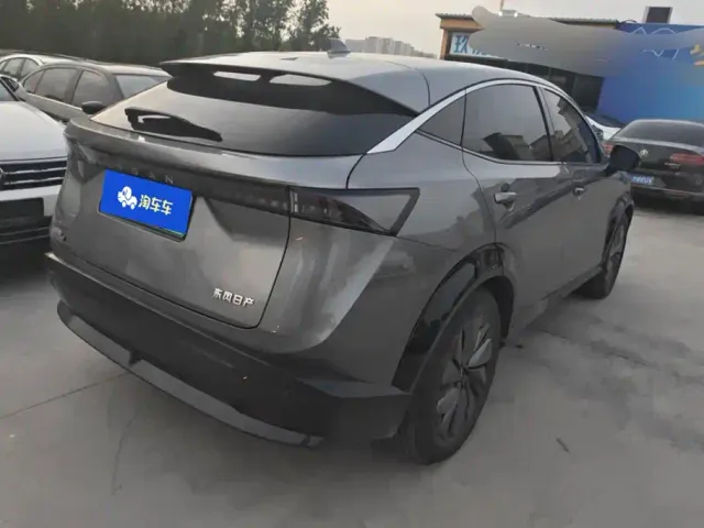Nissan Ariya — Фото автомобиля 3