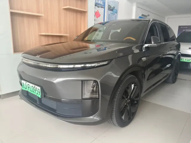 Фотография автомобиля — Li Auto L6
