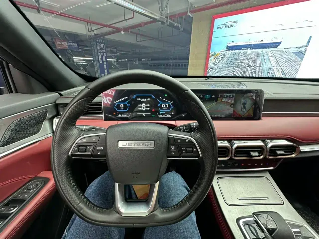 Jetour X70 Plus — Фото автомобиля 10