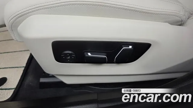 BMW 5-Series — Фото автомобиля 3