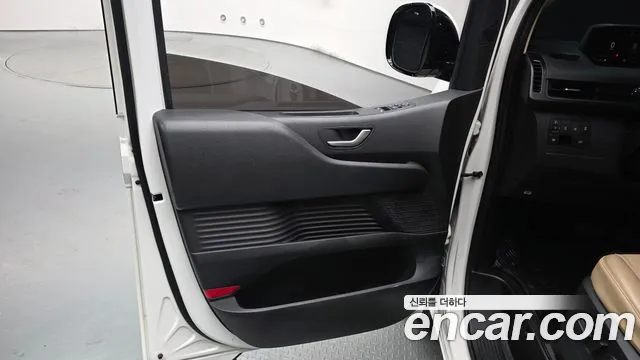 Hyundai Staria — Фото автомобиля 14