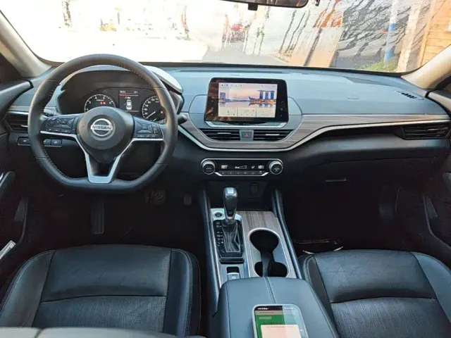 Nissan Teana — Фото автомобиля 9