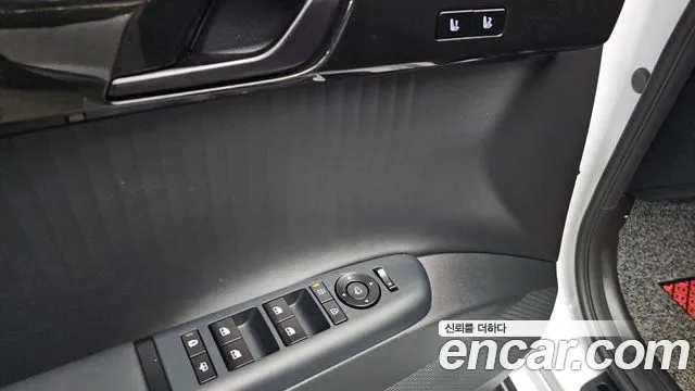 Hyundai Grandeur GN7 — Фото автомобиля 19