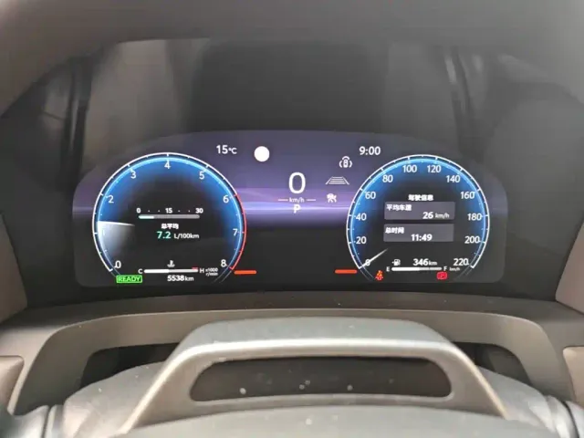 Toyota Alphard — Фото автомобиля 11