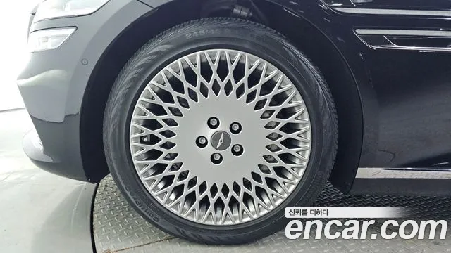 Genesis G80 Бензин 2.5 турбо AWD — Фото автомобиля 5