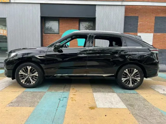 Honda UR-V — Фото автомобиля 3