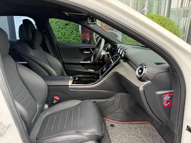 Mercedes-Benz C-Class — Фото автомобиля 16