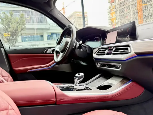 BMW X5 — Фото автомобиля 12