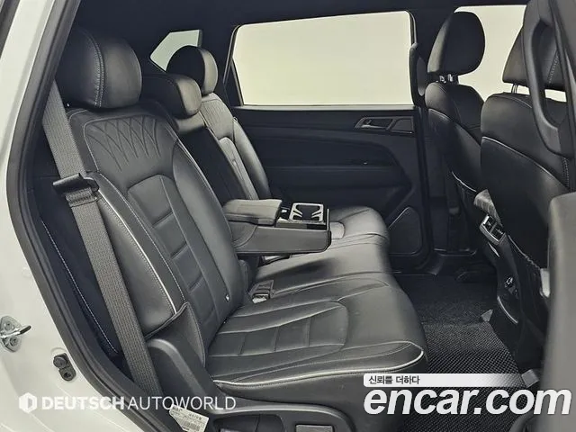KG_Mobility_Ssangyong Rexton Rexton Arena Дизель 2.2 4WD — Фото автомобиля 12