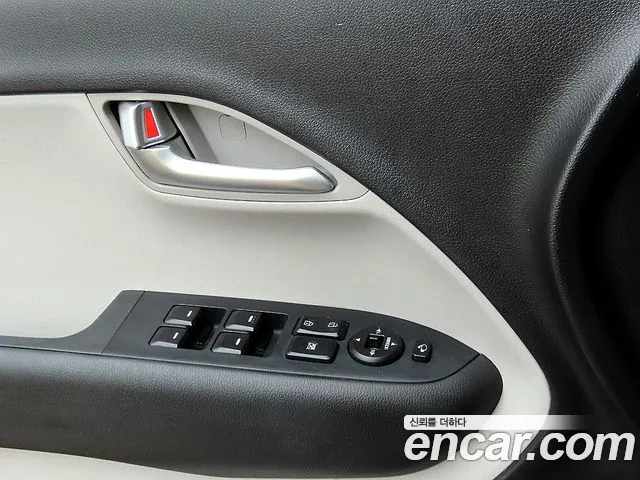 Kia RAY Новый Kia Ray Фургон — Фото автомобиля 13