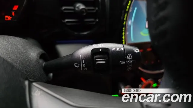 Mini Cooper Cooper 5 дверей Classic — Фото автомобиля 18