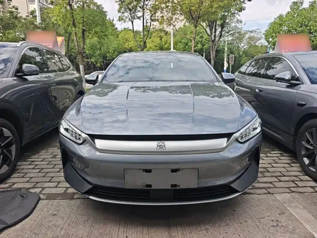 BYD Qin PLUS — Фото автомобиля 2