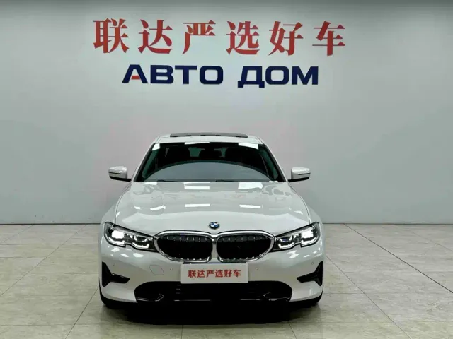 BMW 3 Series — Фото автомобиля 2