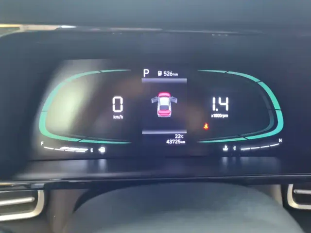 Hyundai Elantra — Фото автомобиля 11