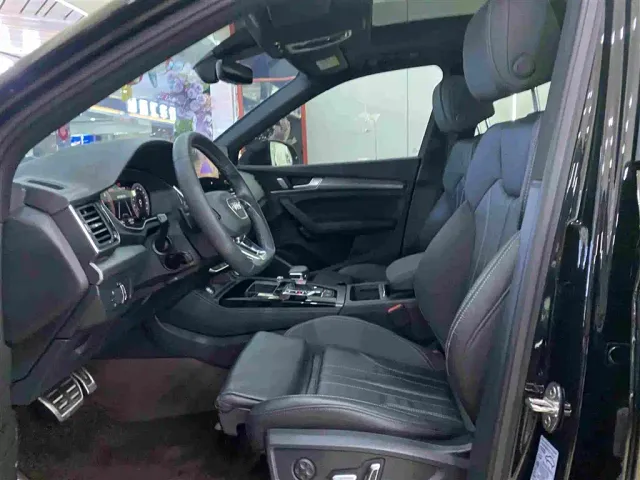Audi Q5L — Фото автомобиля 6