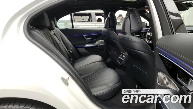 Mercedes-Benz E-Class E-класс W214 — Фото автомобиля 12