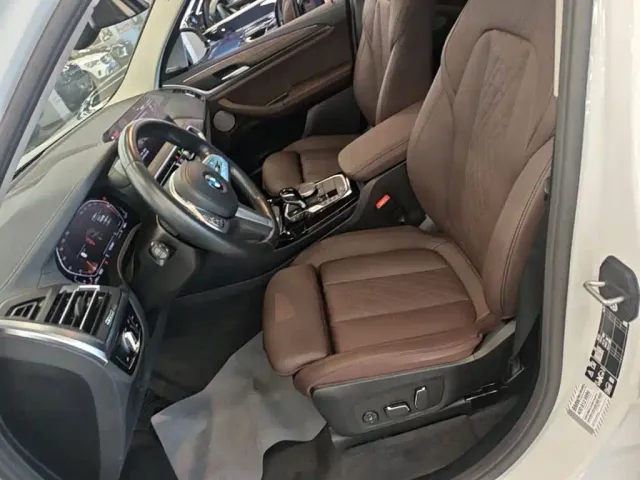 BMW X3 — Фото автомобиля 14